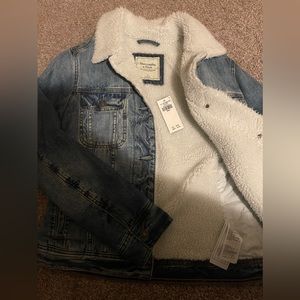 Abercrombie & Fitch Sherpa lined jean jacket